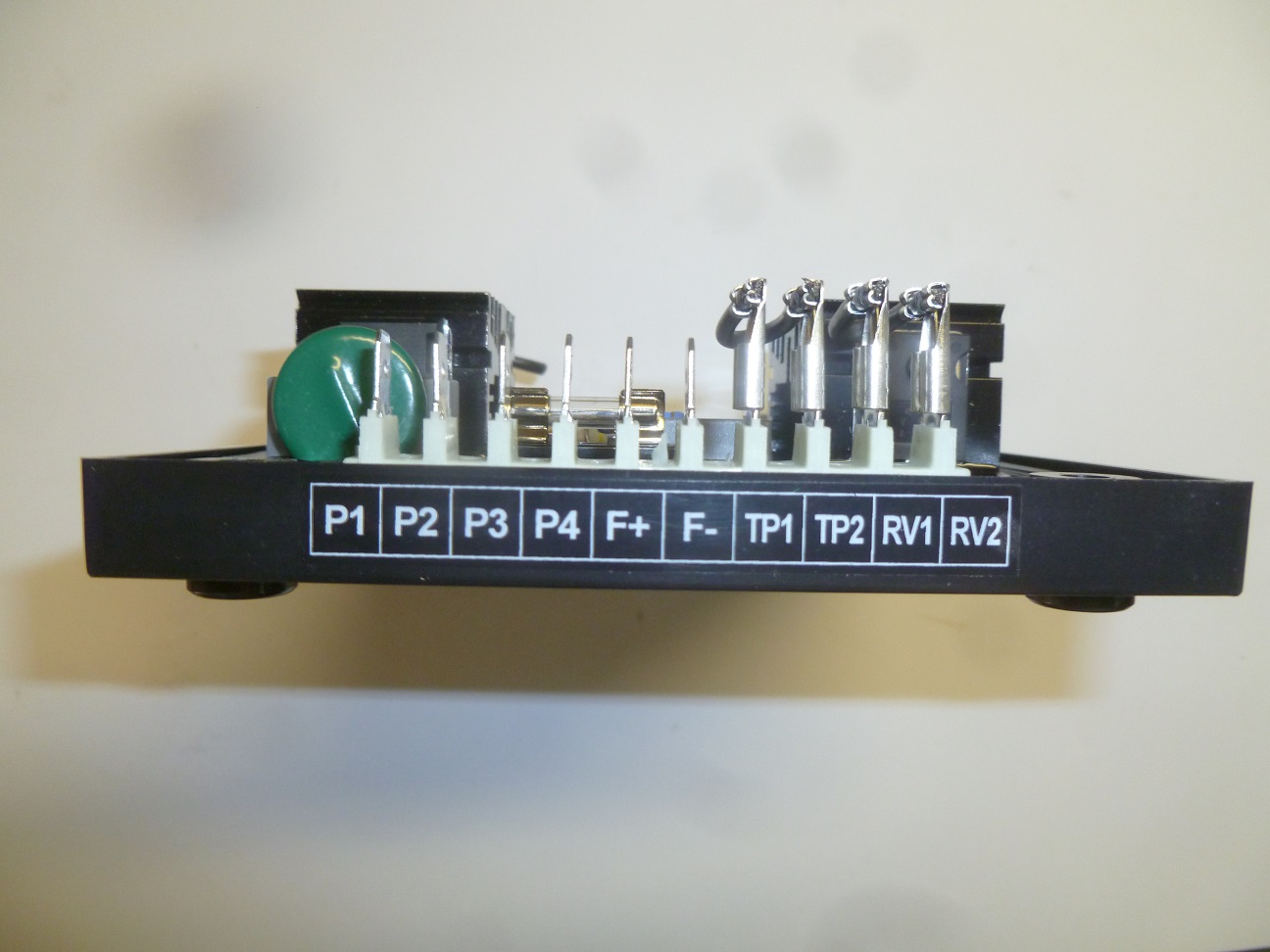 Фото Регулятор напряжения AVR ENGGA (WT-2)  | MarblEnergy