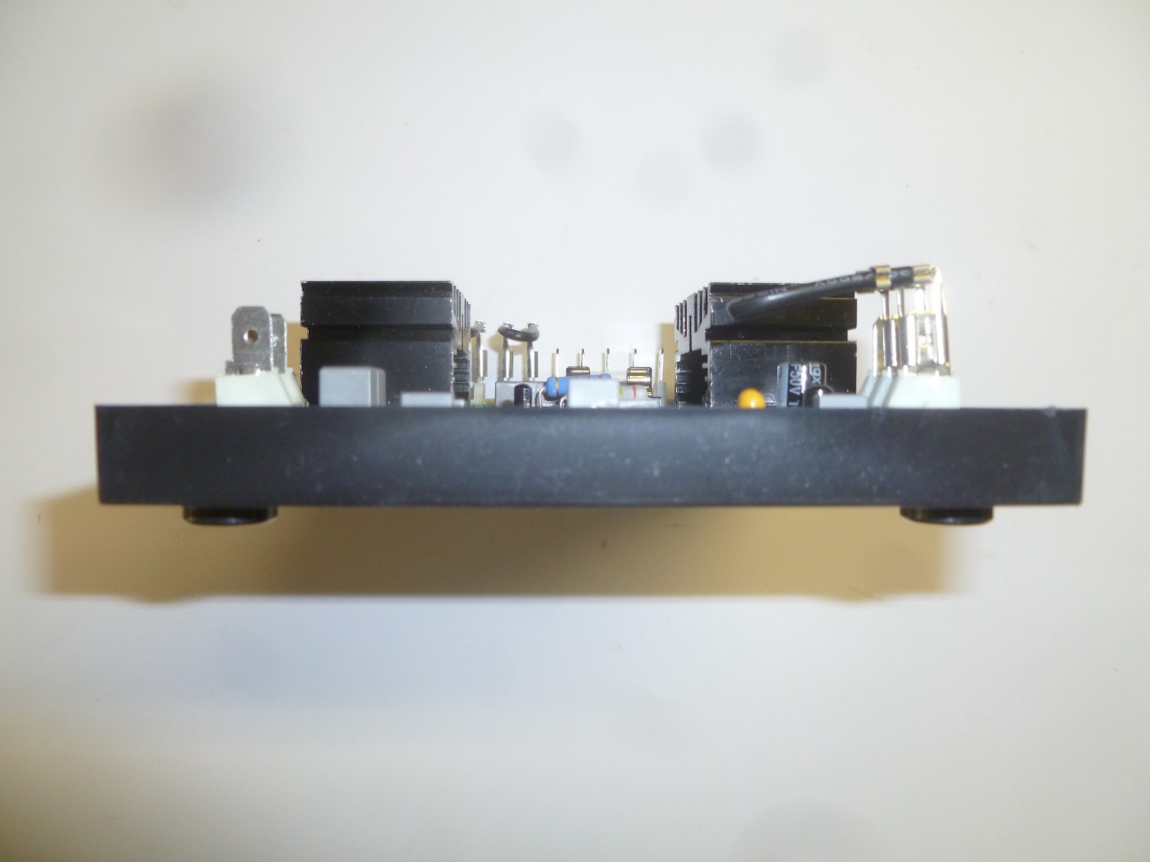 Фото Регулятор напряжения AVR ENGGA (WT-2)  | MarblEnergy