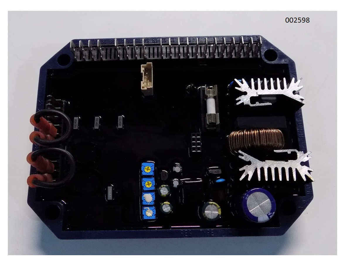 Фото Регулятор напряжения ECO38-3LN/4/AVR | MarblEnergy